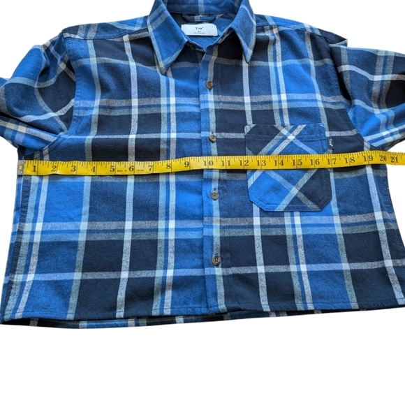 Aritzia TNA Shirt Flannel Plaid Women XS 90s Grunge Dark Academia Black Blue - Picture 15 of 16